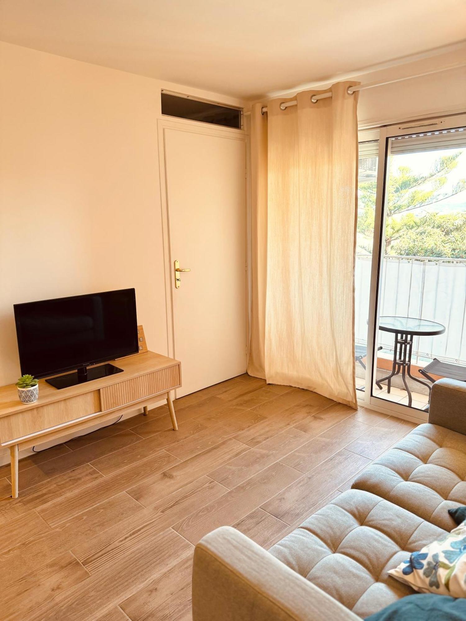 Claelle Appartment - 200M Beach Mandelieu Exterior foto